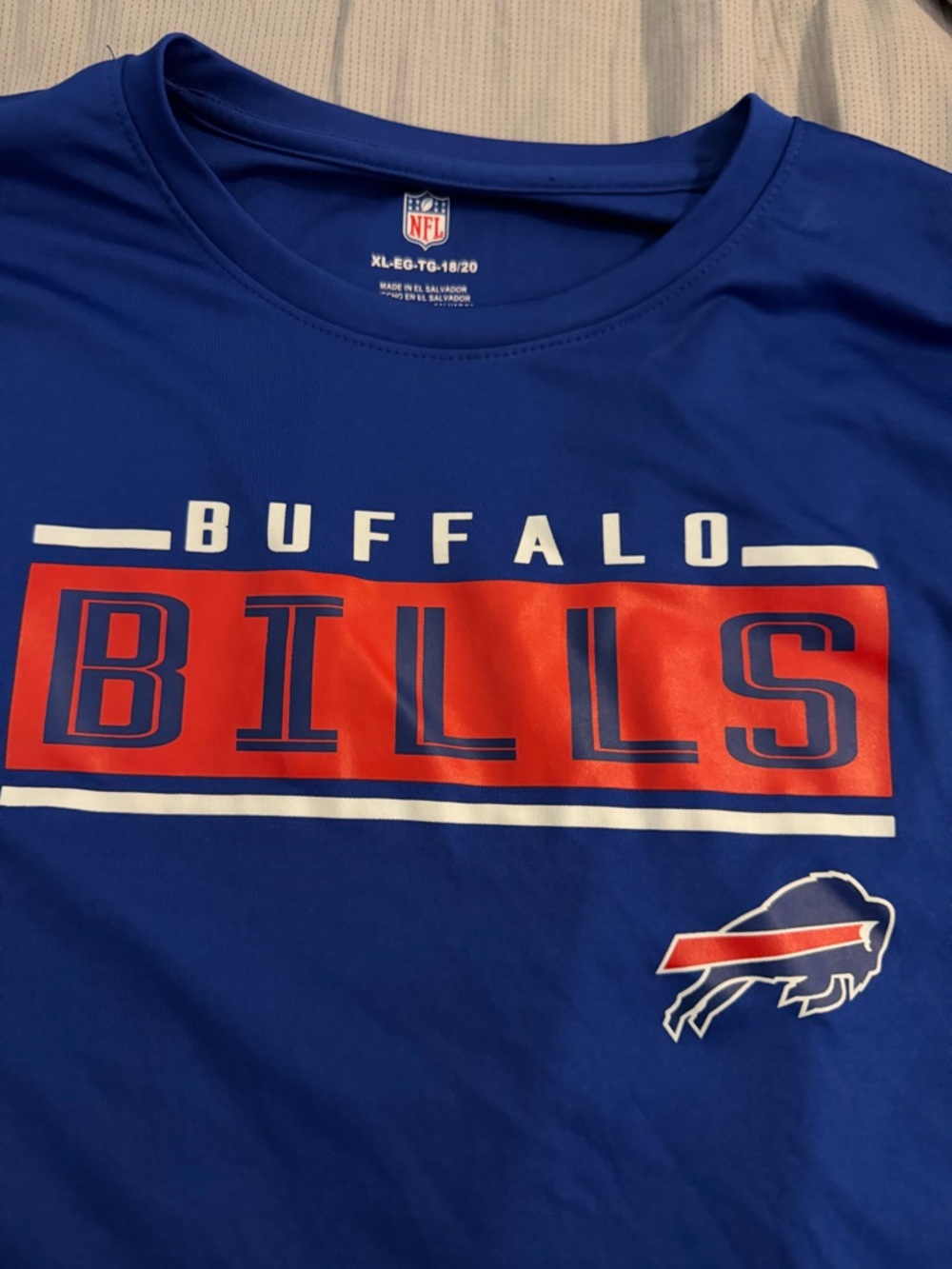 NFL Buffalo Bills Blue Short Sleeve Graphic Tee with Red Logo - Picture 2 of 2